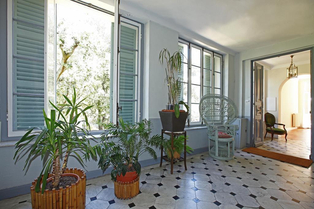 Palmeraie - Magnifique Appartement D'Epoque Avec Vue Mer 4 Personnes Avec Terrasse Le Port Nice Pokoj fotografie